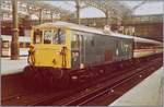 The British Rail 73 129 with a Gatwick Express in London Victoria Station.

18.06.1984