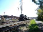 Western Maryland Scenic Railroad Cumberland, Md 2-8-0 Stoomlocomotief 734 Buiten Cumberland Station