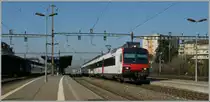 A Domino to Lausanne is leaving Renens VD. 
02.03.2012