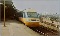 Britisch Rail HST 125 N� 43 191 by the stop in York.
20.06.1984