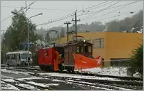 The CEV HGe 2/2 N� 1 and the Xrot 91 in Blonay.
28.10.2012