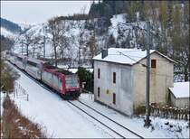 . 4004 photographed between Cinqfontaines and Maulusmhle on February 13th, 2013.