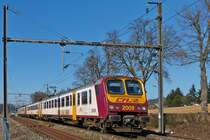 . Z 2000 double unit is running between Schieren and Colmar-Berg on March 1st, 2013.