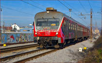 Multiple units 813-118 are running through Maribor-Tabor on the way to Ormož. /23.12.2013