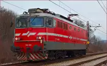 Electric loc 342-005 is running through Maribor-Tabor on the way to Tezno yard. /7.1.2014