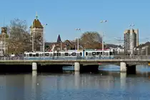 . Tram 2000 photographed on the Bahnhofbr�cke in Z�rich on December 27th, 2009.