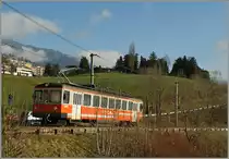 The MOB Be 4/4 1007 (ex SNB/OJB  Bipperlisi ) near Planchamp.
17. Feb. 2014 
