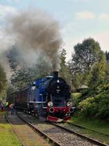 . The steam locomotive Tkt 48-87 of the heritage railway CFV3V (Chemin de Fer  Vapeur des 3 Valles) is entering into the station of Olloy-sur-Viroin on September 28th, 2014.