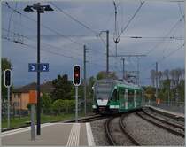 LEB local train is leaving Cheseaux.
25.04.2014