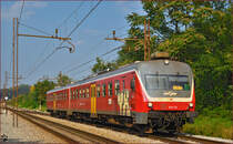 Multiple units 813-119 run through Maribor-Tabor on the way to Murska Sobota. /22.9.2014