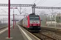 . 4017 is hauling a goods train through the station of Wasserbillig on October 19th, 2014.