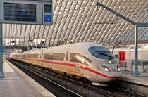 . The ICE 4607  Hannover  is arriving in Lige Guillemins on October 18th, 2014.