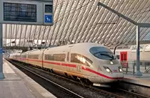 . The ICE 4607  Hannover  is arriving in Li�ge Guillemins on October 18th, 2014.