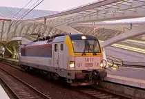. HLE 1811 photographed in Li�ge Guillemins early in the morning of October 18th, 2014.