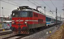 Electric loc 342-023 pull EC151 'Emona' through Maribor-Tabor on the way to Ljubljana. /27.1.2015