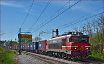 Electric loc 363-003 pull container train through Maribor-Tabor on the way to the north. /16.4.2015