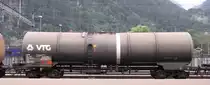 VTG Tank Wagon in a unit train made of A-VTG / CH-Mitrag / CH-Wascosa Funnel Flow Tank Wagons, on 17th August 2010 in station Erstfeld (CH). There was also a 2-axle tank wagon http://www.rail-pictures.com/bild/Switzerland~Wagons~Goods+wagons/31375/2-axle-tank-wagon-in-a-unit.html in this unit train
