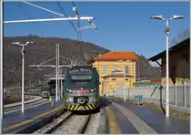 The Trenord ETR 425 030 is waiting in the Porto Ceresio Station his departure to Milan Porta Garibaldi Station.
05.01.2019