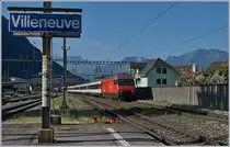 The SBB Re 460 044-9 with an IR to Geneva Airport in Villeneuve. 

01.07.2019