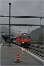 The SBB Re 460 089-6 with the IR 2320 Airolo - Basel SBB in Airolo.

19.10.2019