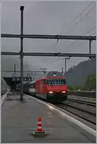 The SBB Re 460 089-6 with the IR 2320 Airolo - Basel SBB in Airolo.

19.10.2019