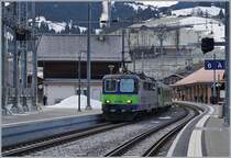 The BLS Re 4/4 II 502 in Zweisimmen.

10.01.2018

