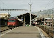 A SBB Re 460 with an IR to Brig by his stop in Vevey. 

25.10.2013
