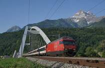The SBB RE 460 036-7 with his IR on the way to Geneva Airport on new  Massogex Bridge  between St Maurice and Bex. 

25.06.2019