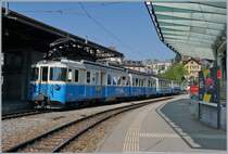 The MOB ABDe 8/8 4002 VAUD with a local train service to Zweisimmen in the Montreux station. 

21.08.2018