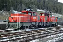 Enjoying the Alpine scenery at Kandersteg on 1 January 2020 is BLS shunter 132. 