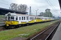EN57-856 has brought in a load of supporters of Lech Poznan for the Finals of the Polish Soccer Championship at Warszawa-Zachodnia on 2 May 2016. Legio Warszawa beat Lech Poznan 1-0 to win the Finals.