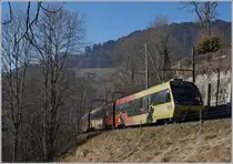 A MOB loacal train from Montreux ot Zweisimmen near Les Avants. 

28.12.2016