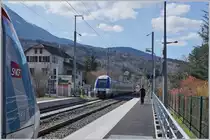 A SNCF Z 27500 from Bellegarde to St-Gervais is arriving at the St-Pierre en Faucigny Station.

21.02.2020