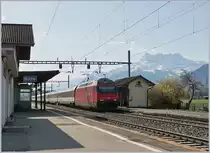 A SBB Re 460 with an IR 90 from Brig to Genève Aéroport.

17.03.2020