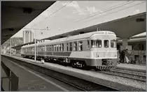 The SZ 711 008  Zeleni vlak  (Green Train) in Ljubljana.

30.03.1995