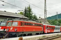 ÖBB 1142 551 is stadbled at Schwarzach St.-Veit on 29 May 2004.