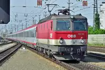 ÖBB 1144 249 is about to call at Wiener Neustadt on 31 May 2015.