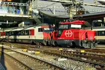 On 13 May 2010 SBB 922 020 shunts in Bern.