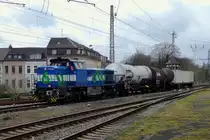 NIAG-6 hauls a very short freight through Krefeld Hbf on 21 March 2017.