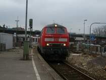 218 499 mit RB in Wendlingen Zug f�hrt nach Kirchheim Teck am 26.02.2009