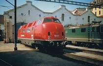 The SBB Am 4/4 18467  (e DB V 200) in Lausanne.
17.03.1993
(scanned analog photo)