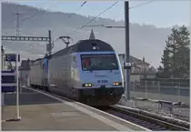 The BLS Re 465 016  Stockhorn  with a 185 in Cully.

16.02.2023 