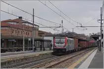 The FS Mercitalia Rail E 494-010 runs with a Carge train throug Reggio Emilia. 

14.03.2023