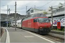 The SBB Re 460 055 (Re 460  91 85 4 4460 055-7 CH-SBB) wiht his IR90 to Brig in Lausanne. 

19.07.2024