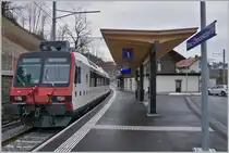 A TPF RBDe 566  Domino  in the Broc Cocolaterie Station.

24.01.2024