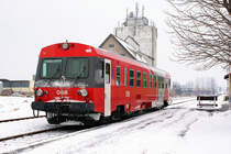 �BB 5047 090 is waiting to leave the station Neckenmarkt-Horitschon to Deutschkreutz, 22.01.2010.