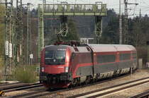 1116 216 is pushing a RailJet towards Vienna