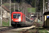a EC Vienna - Zurich on its descend from the Arlberg Pass at Bings