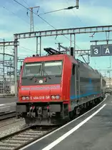 SBB Re 484 018 in the  Cisaplino  Color in Geneva. 
31.03.2007