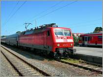 DB 120 147-4 wiht an overnight train (CNL) in the Terminal Station Ostseebad Binz (Grossbahnhof).
11.06.2007